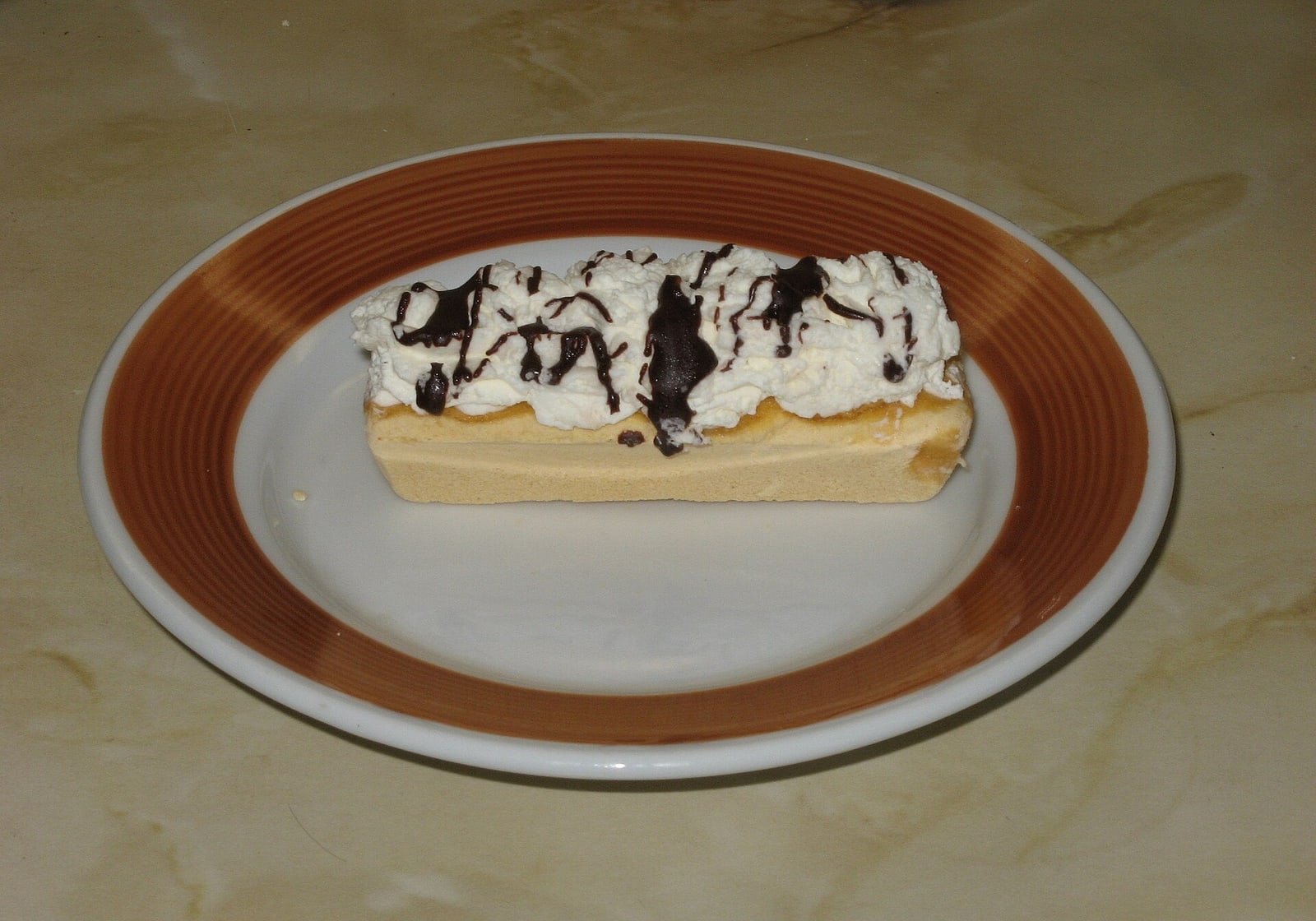 Plain Czech rakvička pastry shell, showing the characteristic coffin-like form.