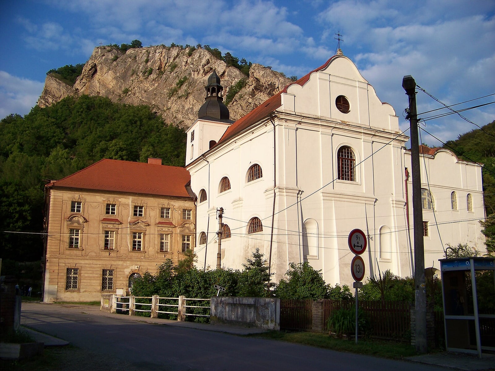 Monastery/church complex directly beneath the limestone cliff at Svatý Jan pod Skalou.