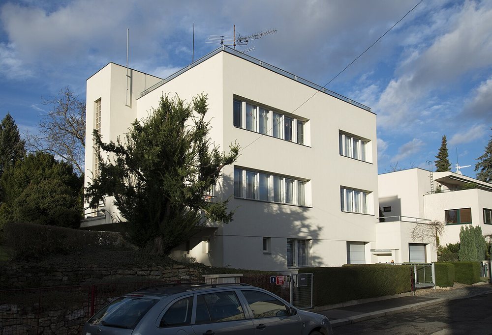 Baba Colony Makes Prague Functionalism Easy to Read