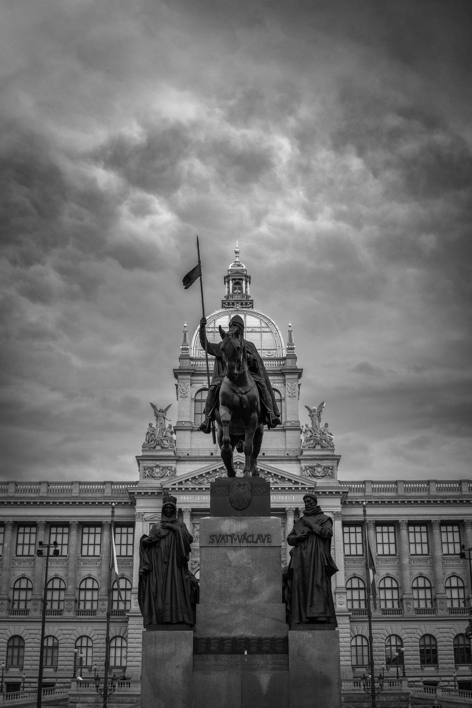 Black-and-white exact St Wenceslas statue with National Museum behind is visibly legible.
